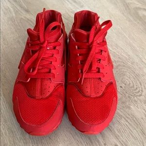 NIKE HUARACHE (red) 6.5Y/ WMNS US7
